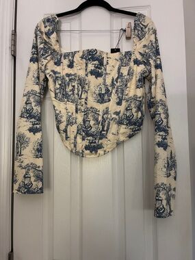 Fashion Nova Women’s Blue Floral Toile Long-Sleeve Square-Neck Top